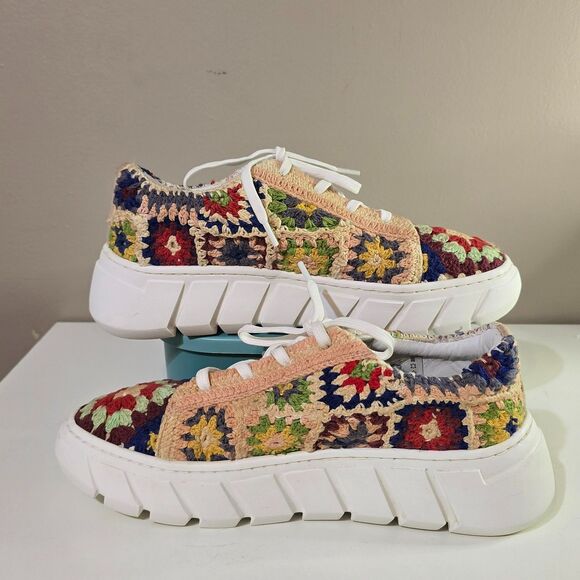 Free People Catch Me if You Can Crocheted Sneaker Size 8.5 39 - Picture 2 of 6